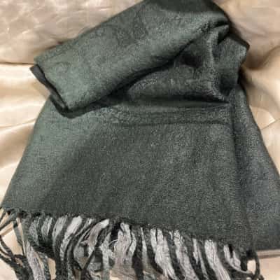  Pashmina Womens  Size 0 Cashmere Scarf Green / Grey 