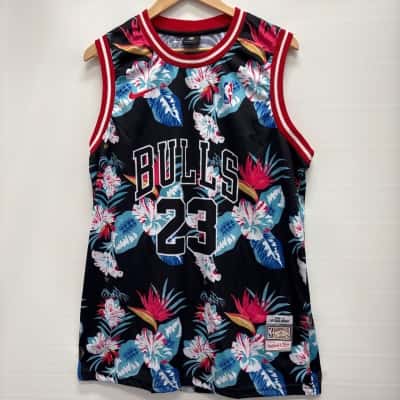 NBA Bulls Jordan 23 Mens  Size XL Singlet  Floral 
