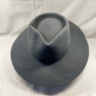 B. Mountcastle & Sons Mens  Size 6 Hat Grey pure fur felt