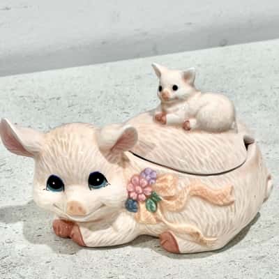 Vintage Sao Piggy & Baby Piglet Trinket Lifded Box