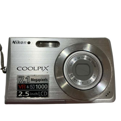 NIKON COOLPIX CAMERA