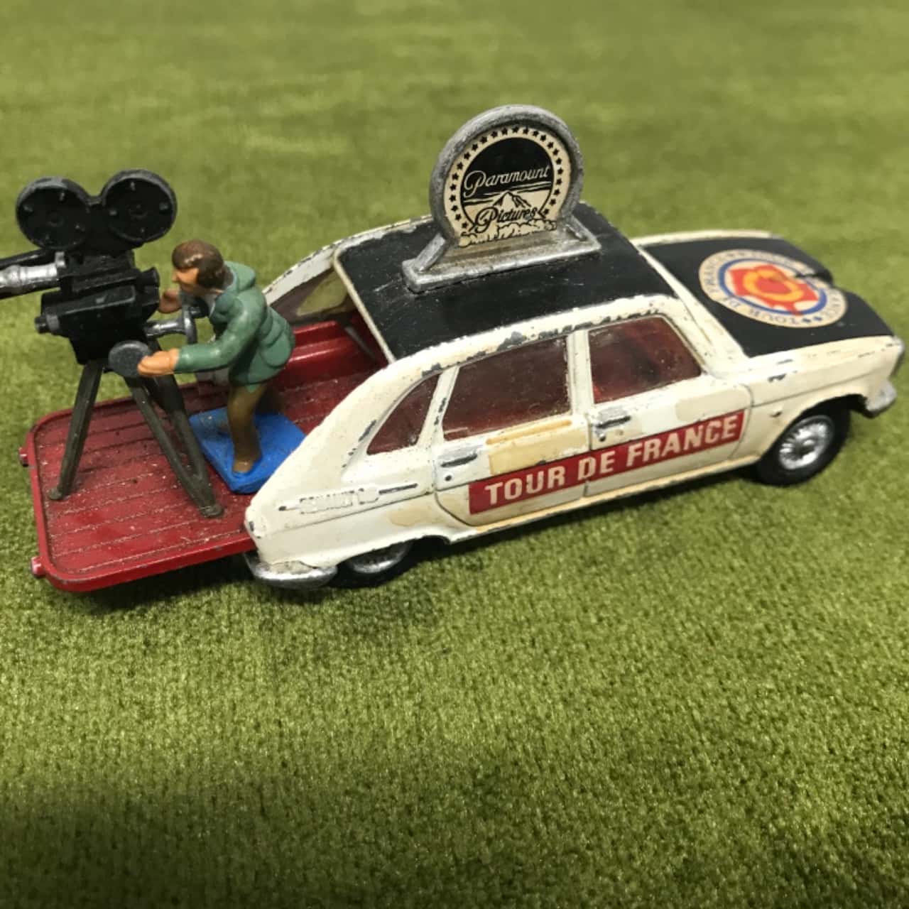 【中古】CORGI TOYS RENAULT 16 TOUR DE FRANCE 8c1b94fbccdda549b506bd3e4826ff