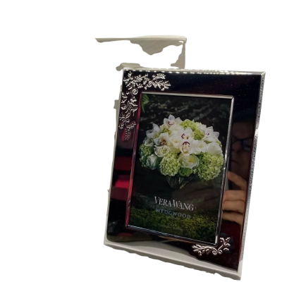 Vera Wang photo frame