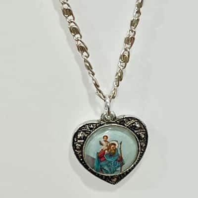 Ornate Filligree Heart Religous Pendant Necklace 