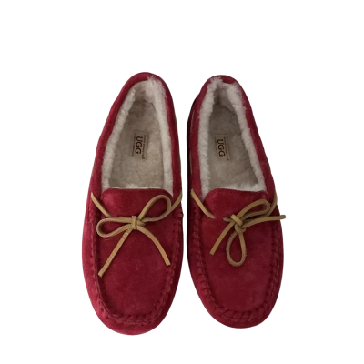 UGG  Size 40 Loafers Red 