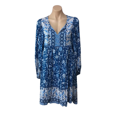 Dreamcatcher Womens Size 10 / M Blue / White Floral / Pattern Long Sleeve Babydoll Dress