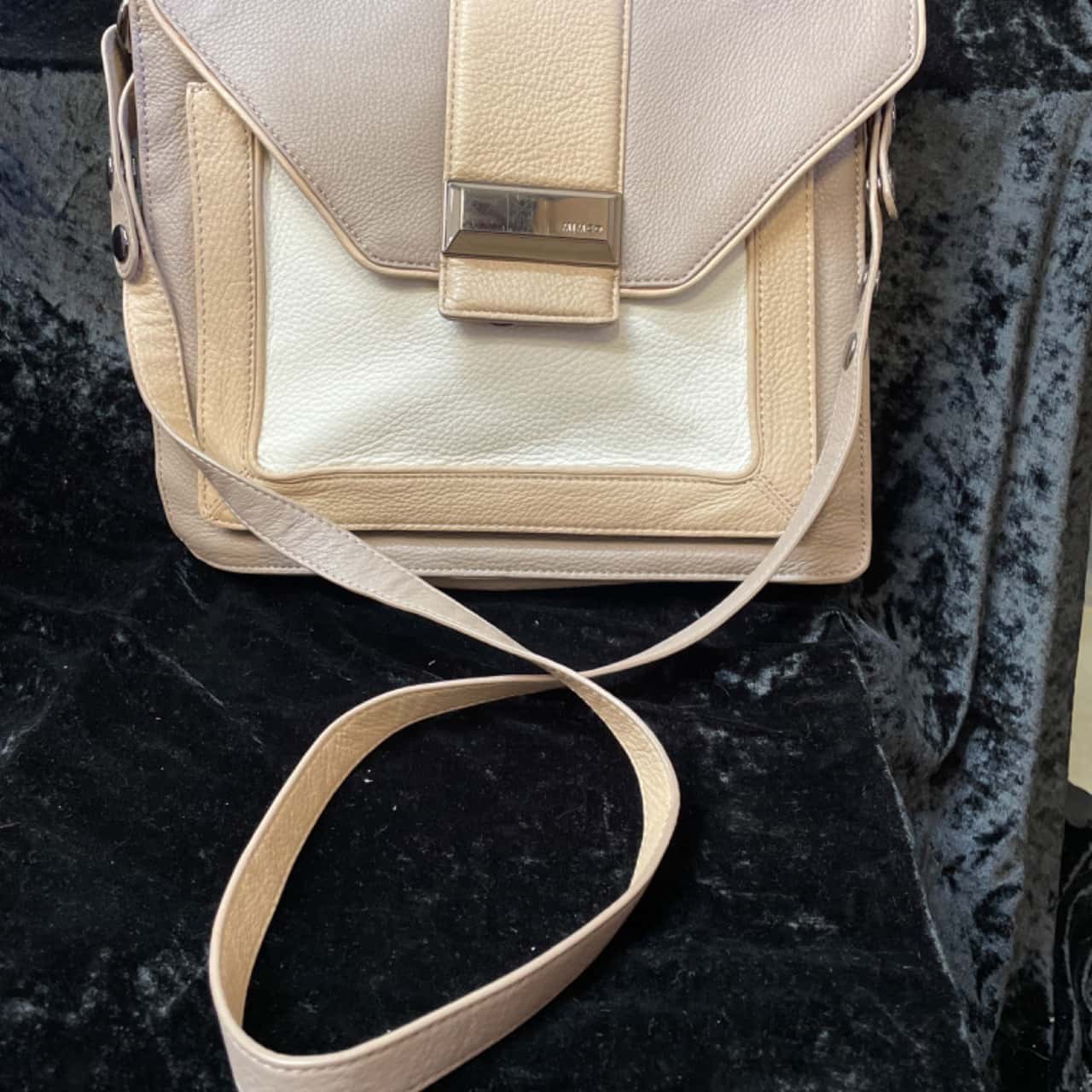 Mimco Womens Cross Body Bag Brown / White