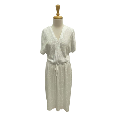 Katies Embroidered Midi Dress. Size 10.  New with tags 