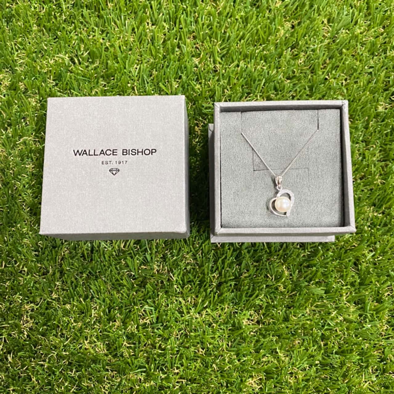 Womens Wallace Bishop 925 Italian Silver Heart Necklace in Box(s)