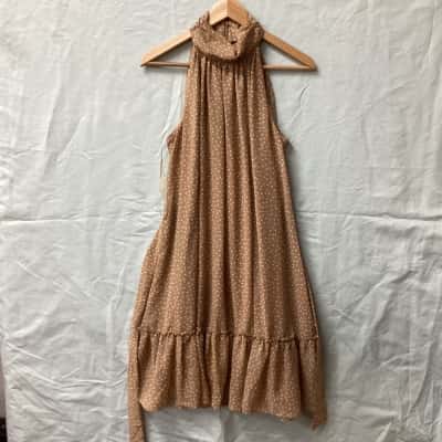  Womens  Size 8 Casual Dress Beige / Off White / Polka Dot  c