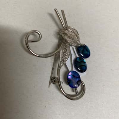  Womens Leaf Brooch Silver