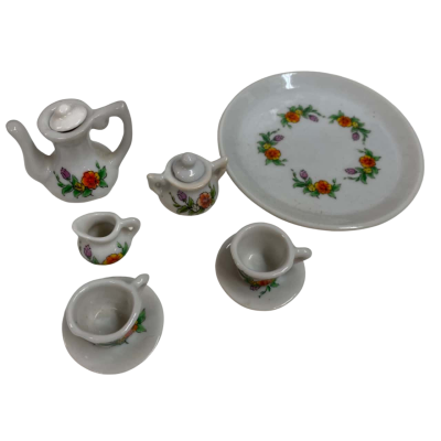 Miniature Porcelain Tea Set Ornaments - 8 Pieces 