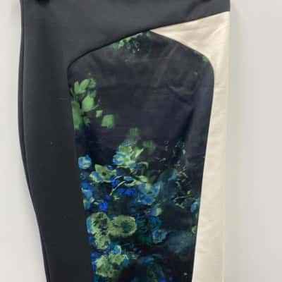 Cue Womens  Size 12 Pencil Skirt Floral 