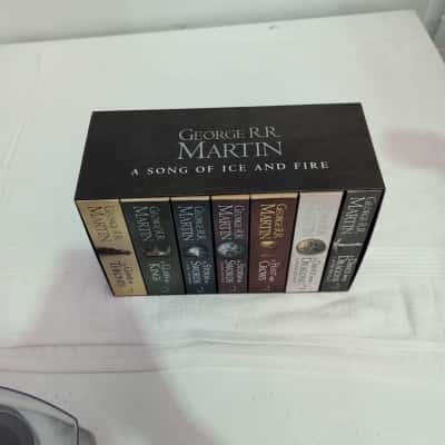 A Song of Ice and Fire by George R.R. Martin, Complete Set with Map