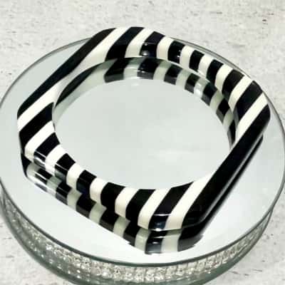 Vintage Black n White Candy Stripe Square Rounded Corners Bangle.