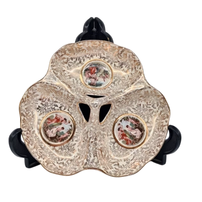 Serving dish with  3 compartments 