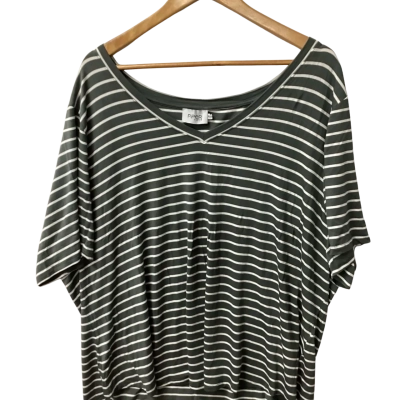 Piper Womens  Size XL Short Sleeve Top Striped 95% bamboo K