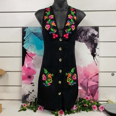 ASOS Design - Flower embroidered Dress (Brand new)