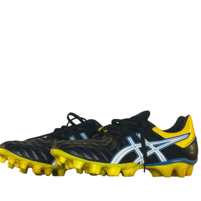 Asics Mens football Boots  Size 9 Black  / Blue / Yellow 