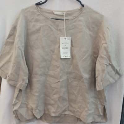 Zara Womens  Size M Short Sleeve Top Beige 
