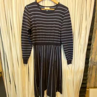  Womens Opero dress Size 14 Navy Blue 