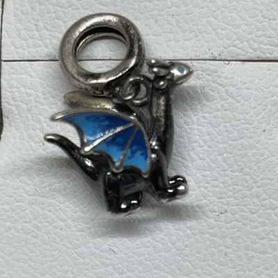 GNOCE Womens charm Pendant Silver dragon 