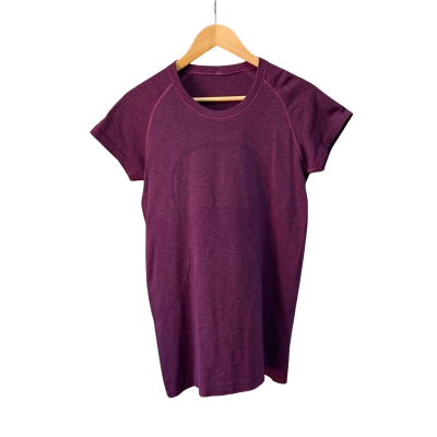 Lululemon Womens  Size S Short Sleeve Top Purple 