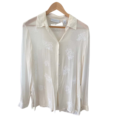 Valerie Stevens Womens  Size M Long Sleeve Shirt Cream 