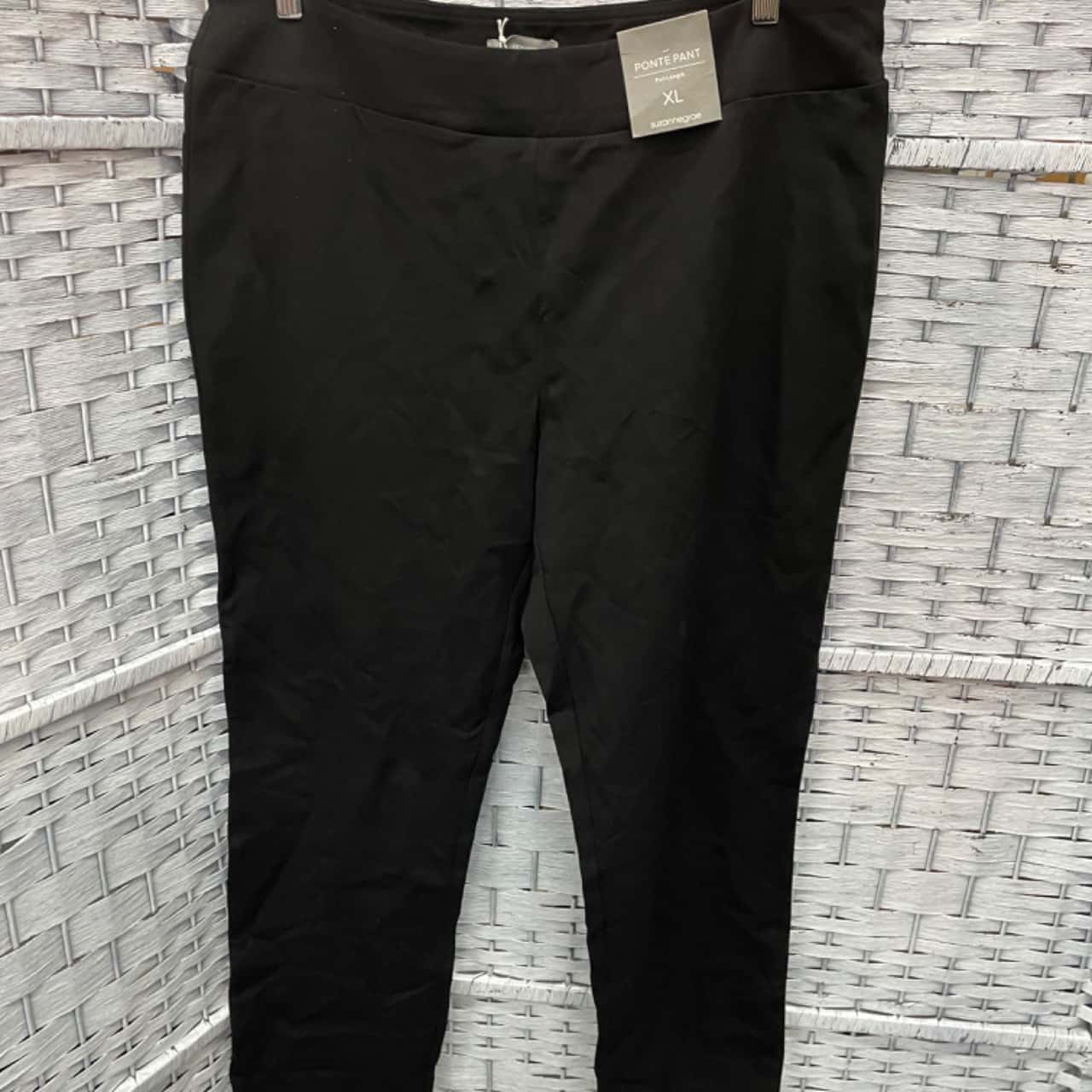 Suzannegrae Womens Size XL Black Ponte Pants(s)