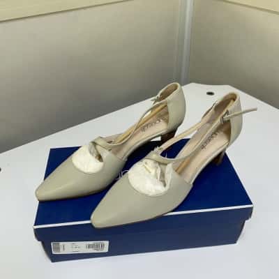 Diana Ferrari Supersoft Womens Marnee stone shoes Size 8 