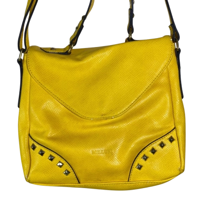  Womens yellow, textured leather crossbody handbag branded by Milleni.