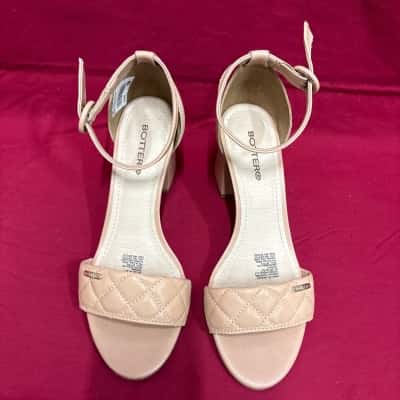 Bottero Women's Quilted Block Heel Dress Sandal Size UK 37 / EUR 38 / US 7  Nude 