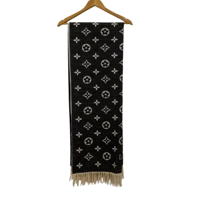  Women's Winter Scarf Black  / White 