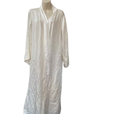 Mode and Faire  Size M-L Bridal Robe 