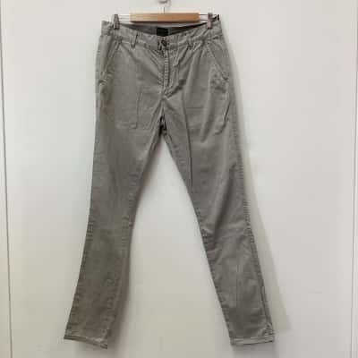 Industrie Mens  Size 30 Grey pants 
