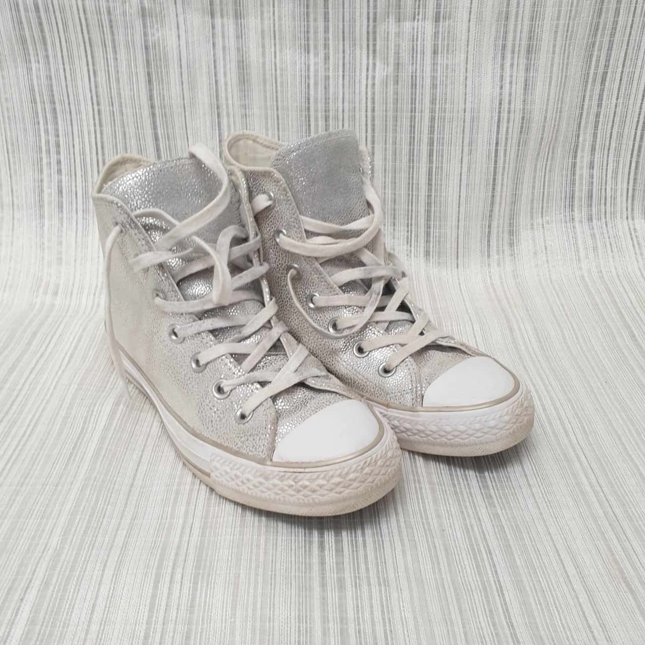 Silver converse boots outlet