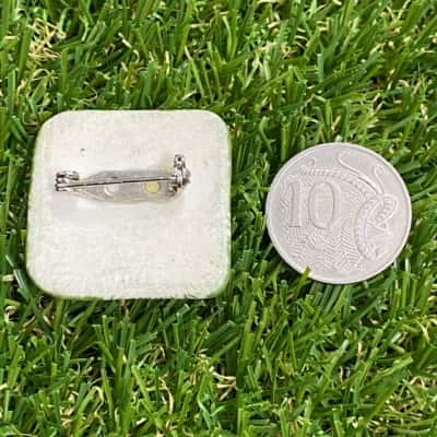  Womens Green Floral Ceramic Brooch