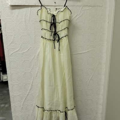 Fortunate One Womens  Size XS Cream Dress VGUC 