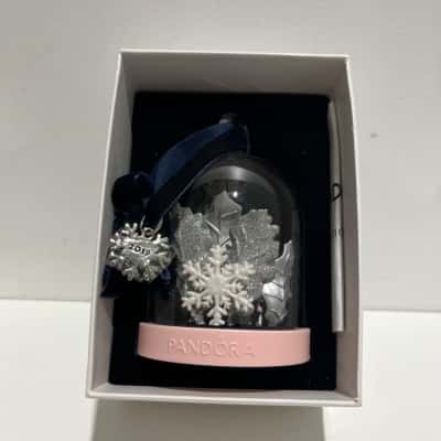  Pandora 2019 Limited Edition Winter Wonderland collectors ornament