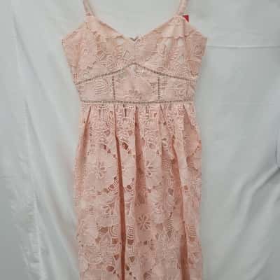 Portmans Womens  Signature dress Size 10 Floral Dress / Off The Shoulder Dress / Party Dress Floral / Peach / Pink  