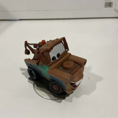 Tow Mater Disney infinity figure