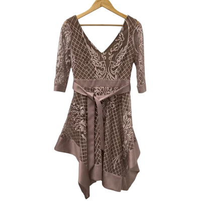 Grace & Hart Womens  Size 10 Cocktail Dress Beige 