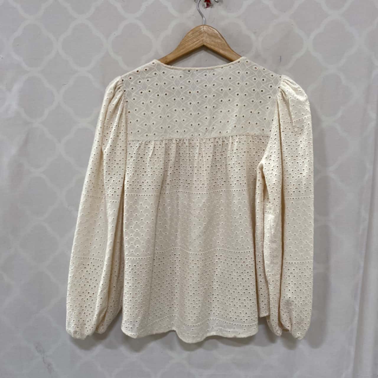 Sportsgirl Womens Size 8 Long Sleeve Cream Top(s)