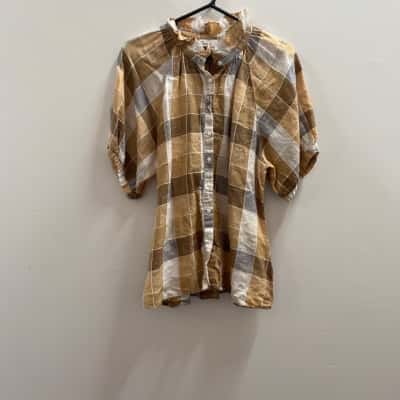 Zoe Kratzmann Womens  Size 2 Short Sleeve Top Beige / Brown / White 