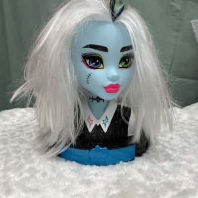 Monster High Frankie Stein Hair Styling Head