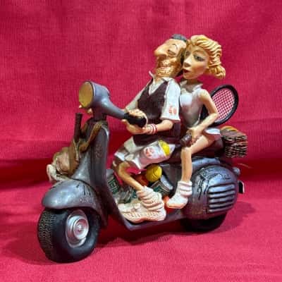 Guillermo Forchino TERRE BATTUE FO85047 Clay Court Comic Sculpture