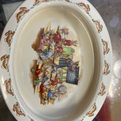 Bunnykins illustrated dish