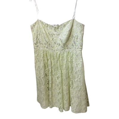 City Chic Womens  Size M Cocktail Dress Green / White 