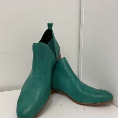 Django & Juliette  Womens  Size 46 Ankle Boots Green 