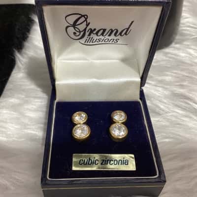  Womens Gold-tone Grand Illusions Earrings & Lovisa Chunky Necklace Set